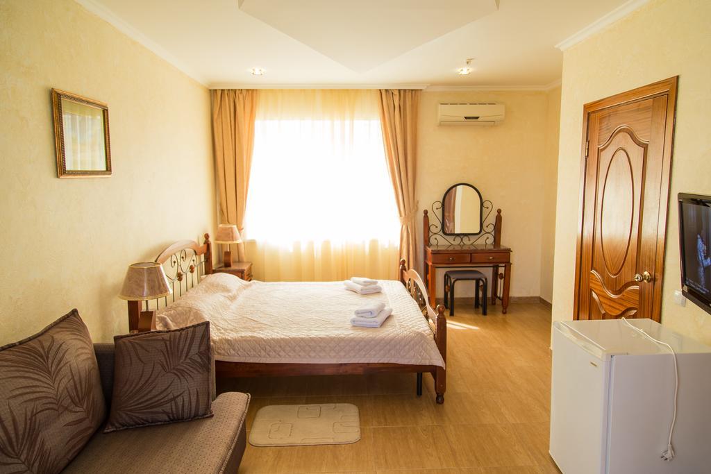 Delfin Hotel Koblevo Exterior photo